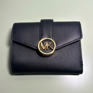 Michael Kors Carmen Medium Flap Wallet (Leather, Black
